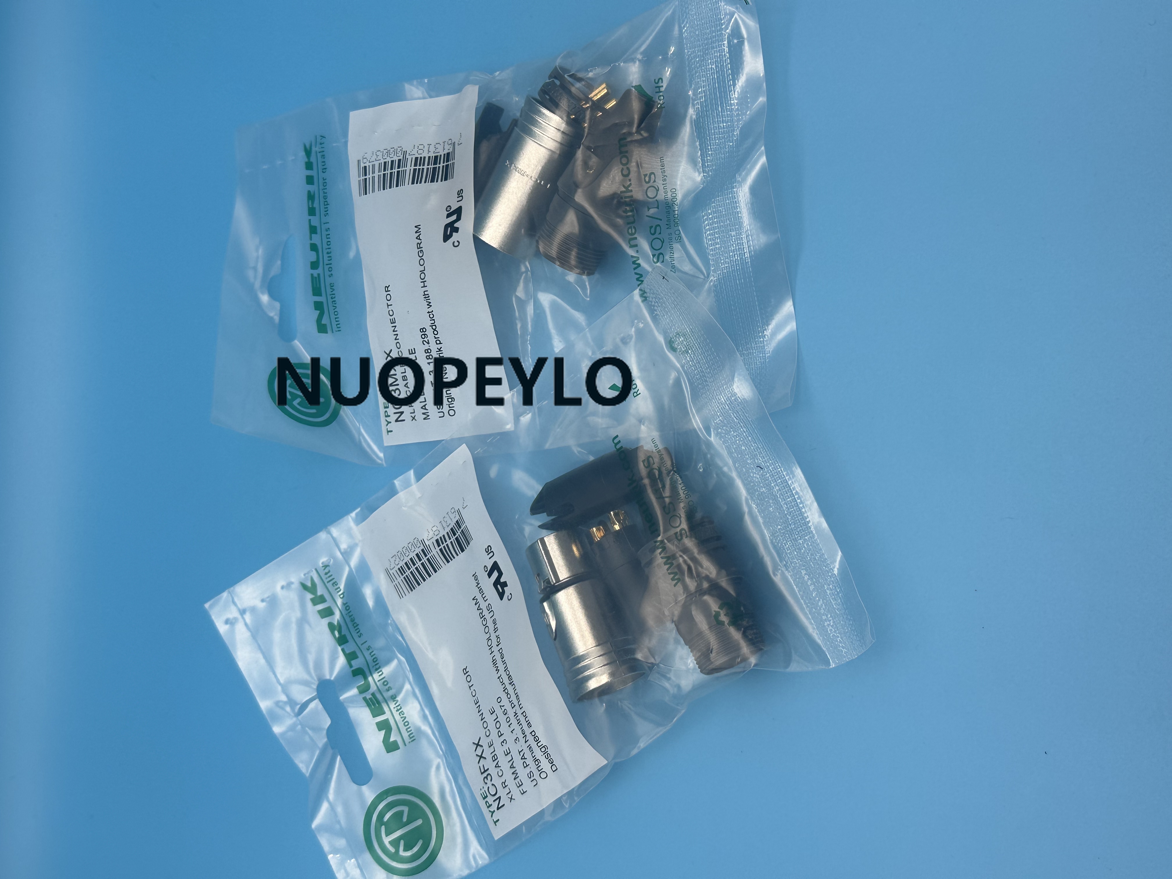 NEUTRIK connector NC3MXX & NC3 - Xlr Microphone Condenser のレビューと価格