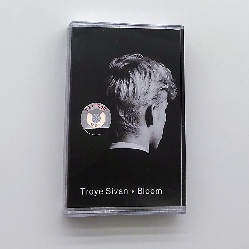 English Song Audio Cassette Un - Audio Music Lyrics のレビューと価格